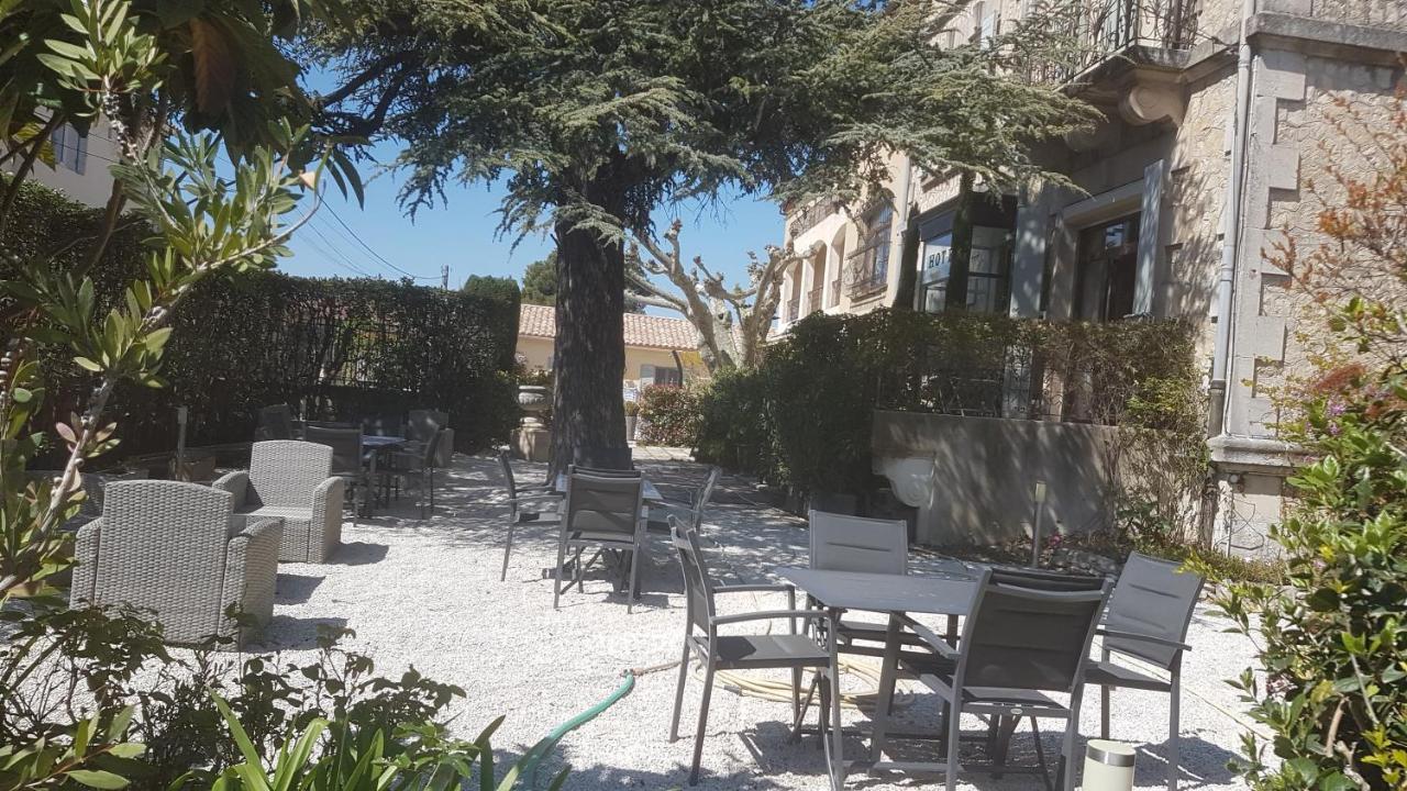 Le Castelet Des Alpilles Hotell Saint-Rémy-de-Provence Eksteriør bilde