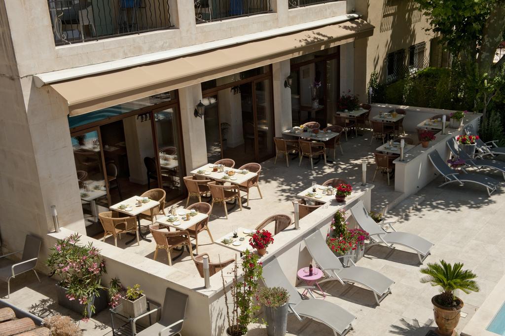 Le Castelet Des Alpilles Hotell Saint-Rémy-de-Provence Eksteriør bilde